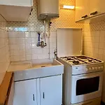 2 Pieces A 100m De La 4 Couchages - Ar420-047 *